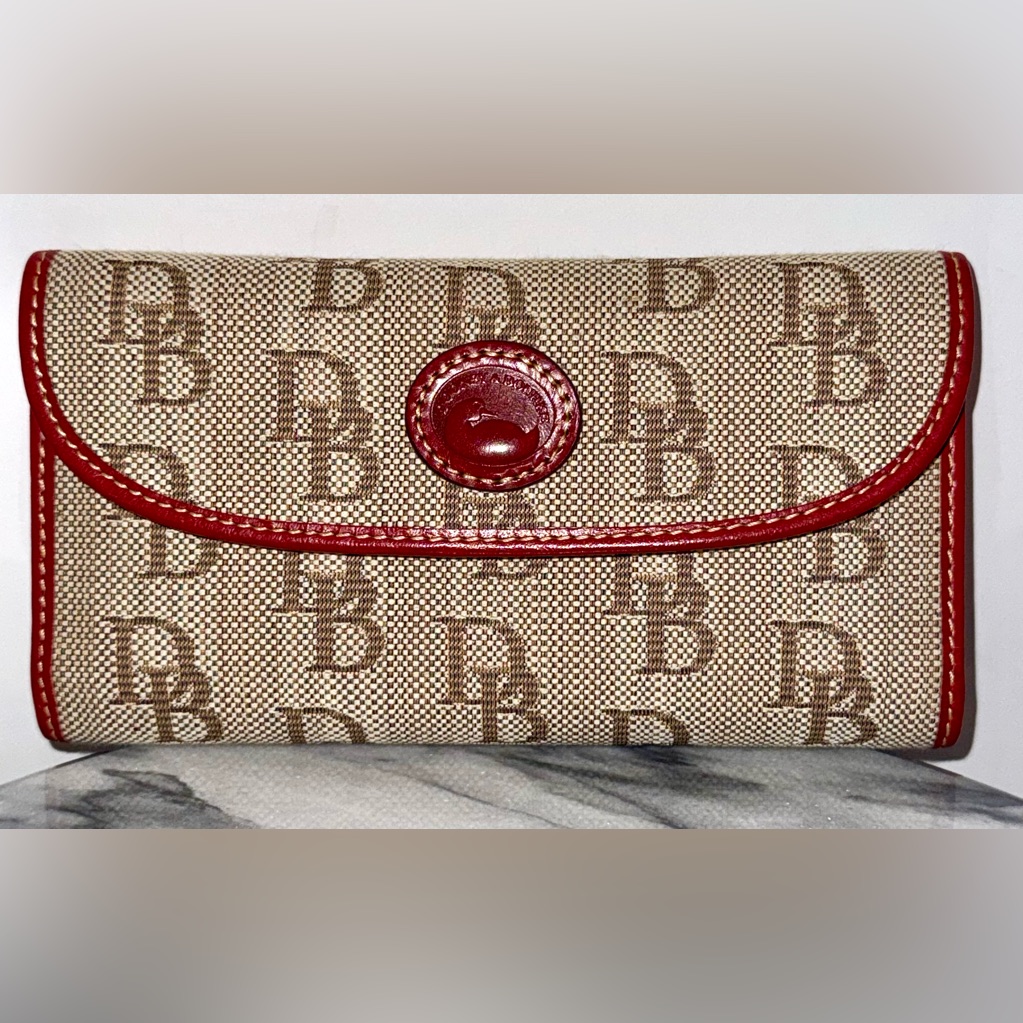 Nwot Dooney  Bourke Tan  Red Leather Checkbook Wallet